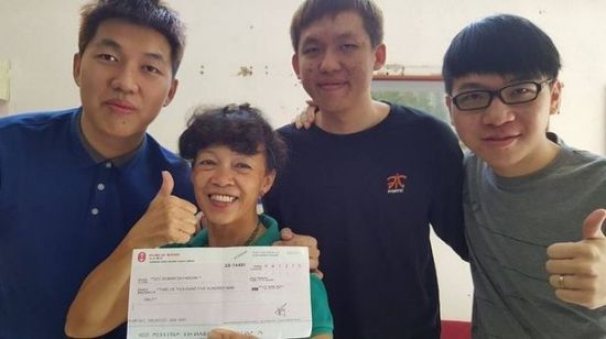 DOTA2 TI14 总决赛 中国战队 XG 领先 Falcons 赛点